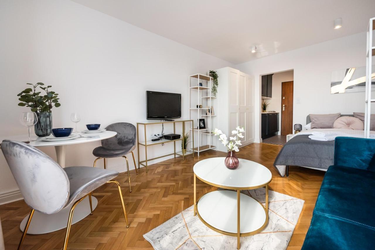Metro Dworzec Gdanski Elegant Studio Lejlighed Warszawa Eksteriør billede